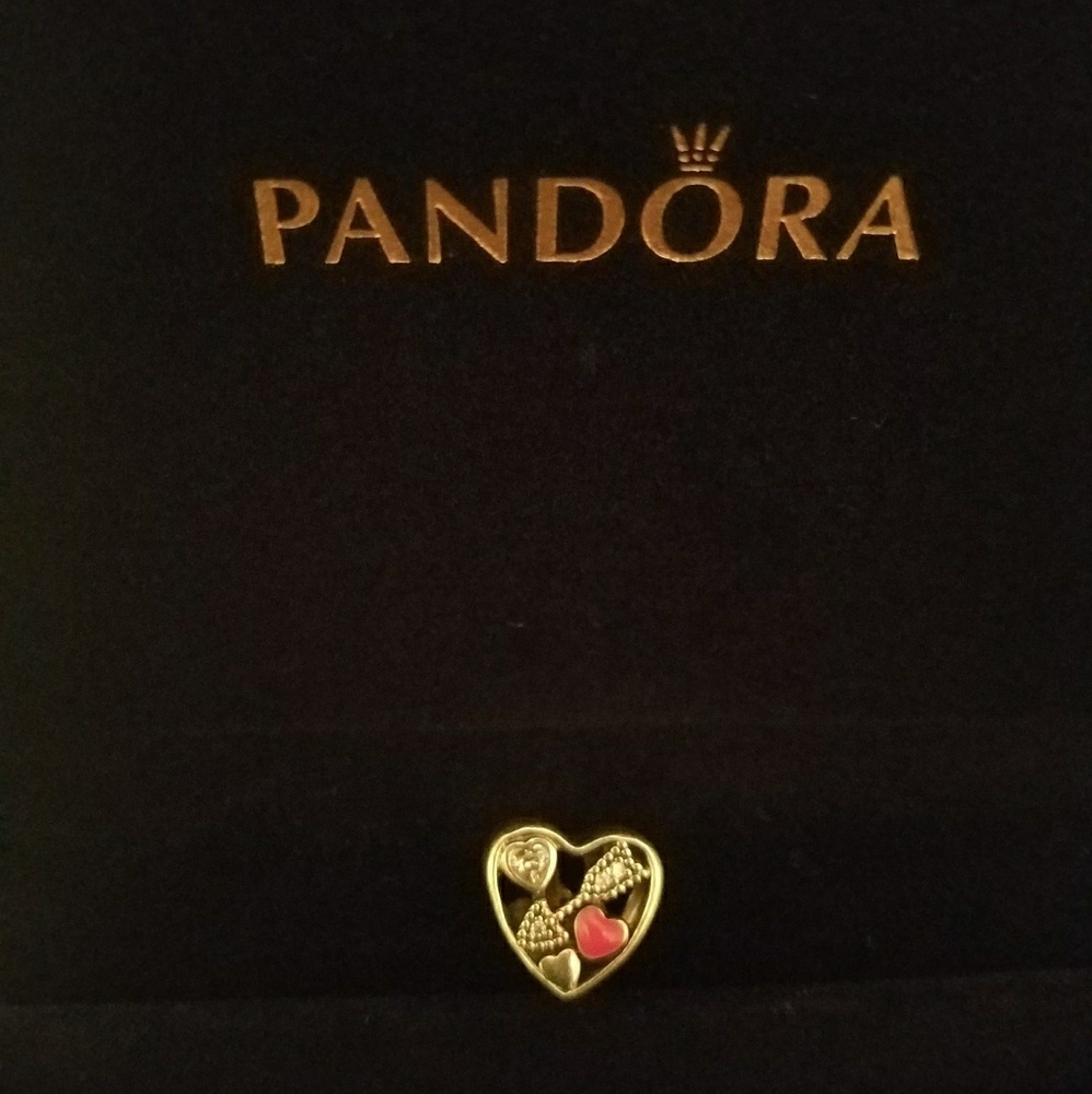 Pandora Struck by Love charm